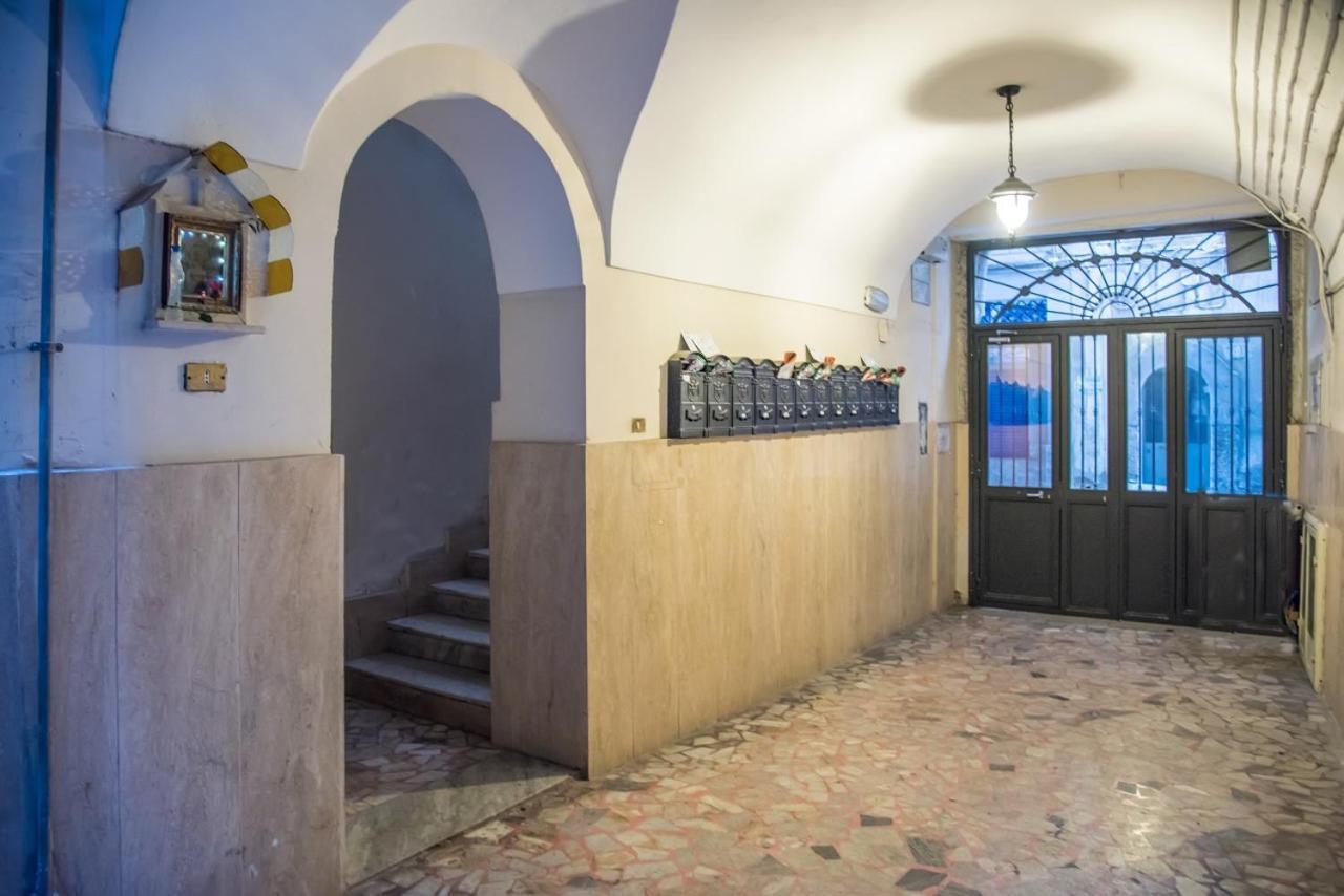 Bed and breakfast Naples In The History 4M Extérieur photo
